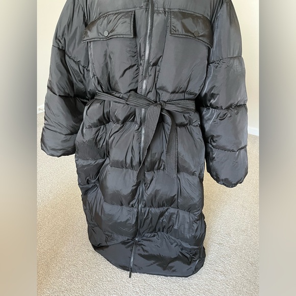 Good American Women’s Black Puffer Winter Coat - Picture 6 of 15